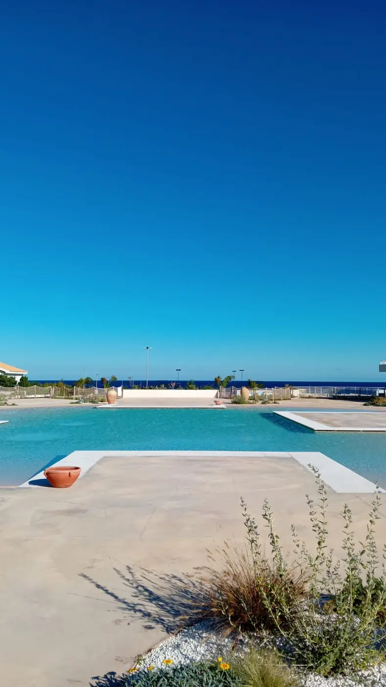Vista mare e piscine del Residence Borgo 84, Casa di Mauro, Marzamemi
